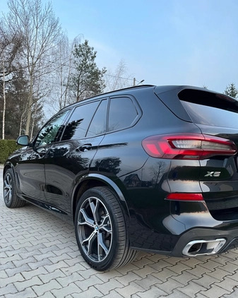 BMW X5 cena 219000 przebieg: 139500, rok produkcji 2020 z Miechów małe 781